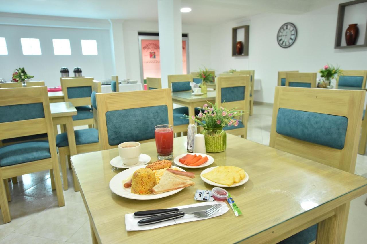 Hotel La Casa N. 3 Montería Esterno foto